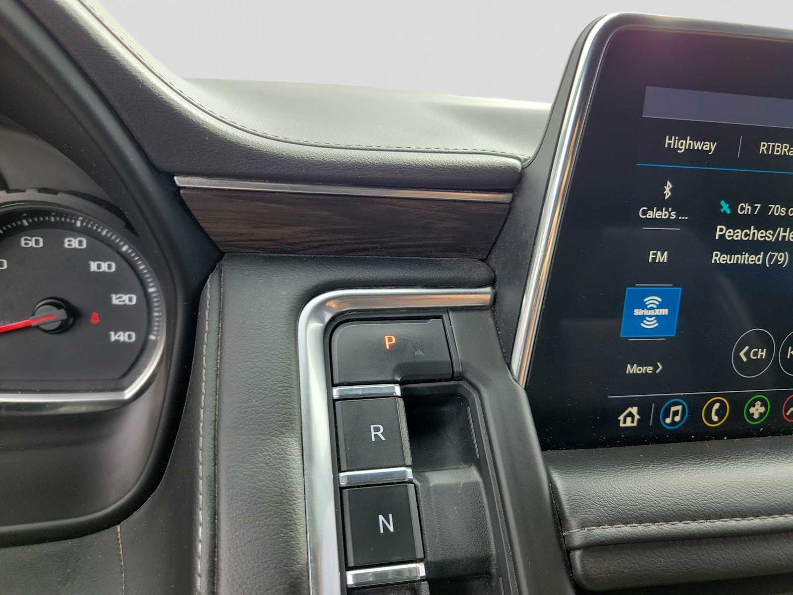 Thumbnail: 2021 Chevrolet Suburban - 17