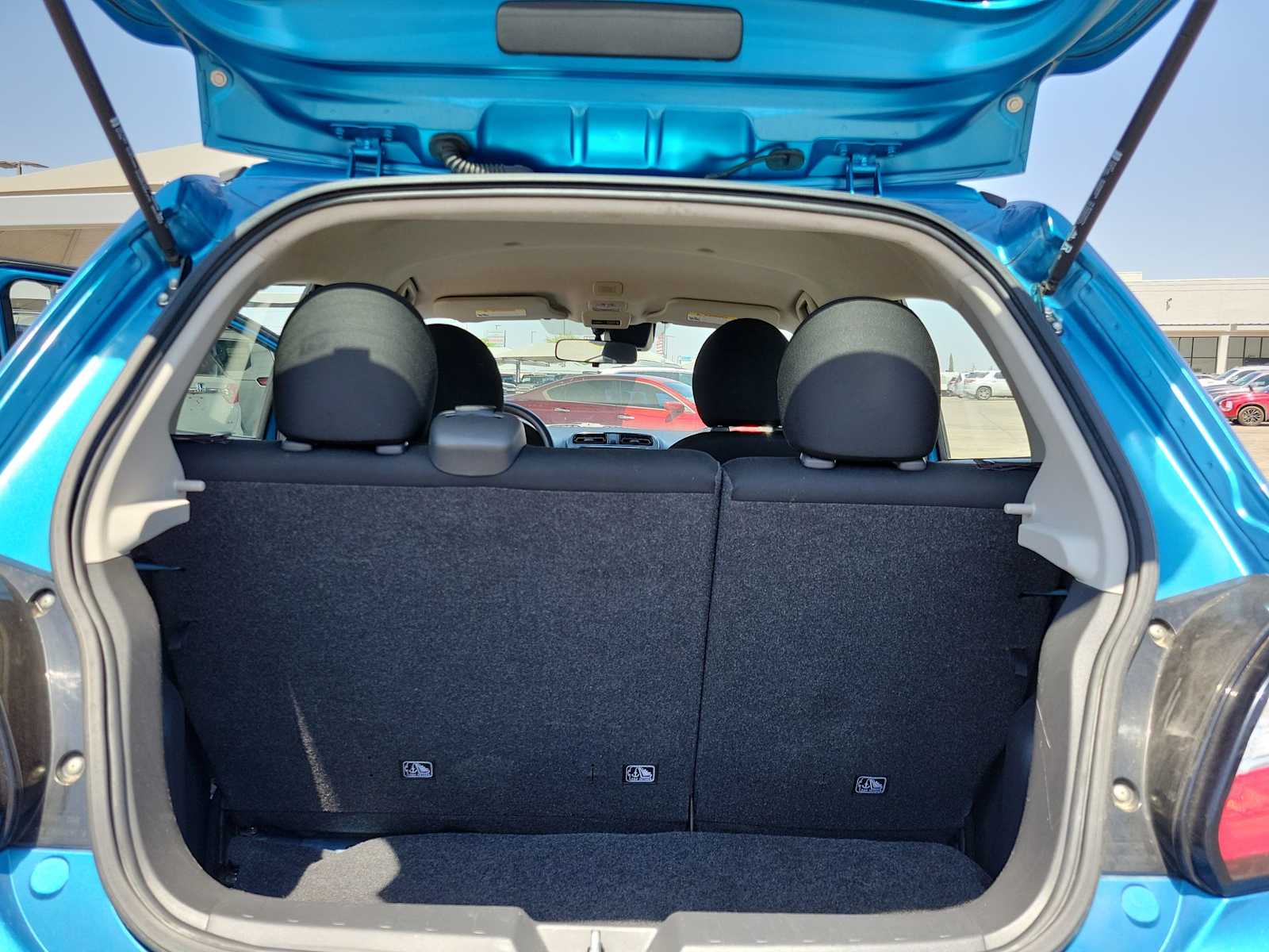 2021 Mitsubishi Mirage ES 19