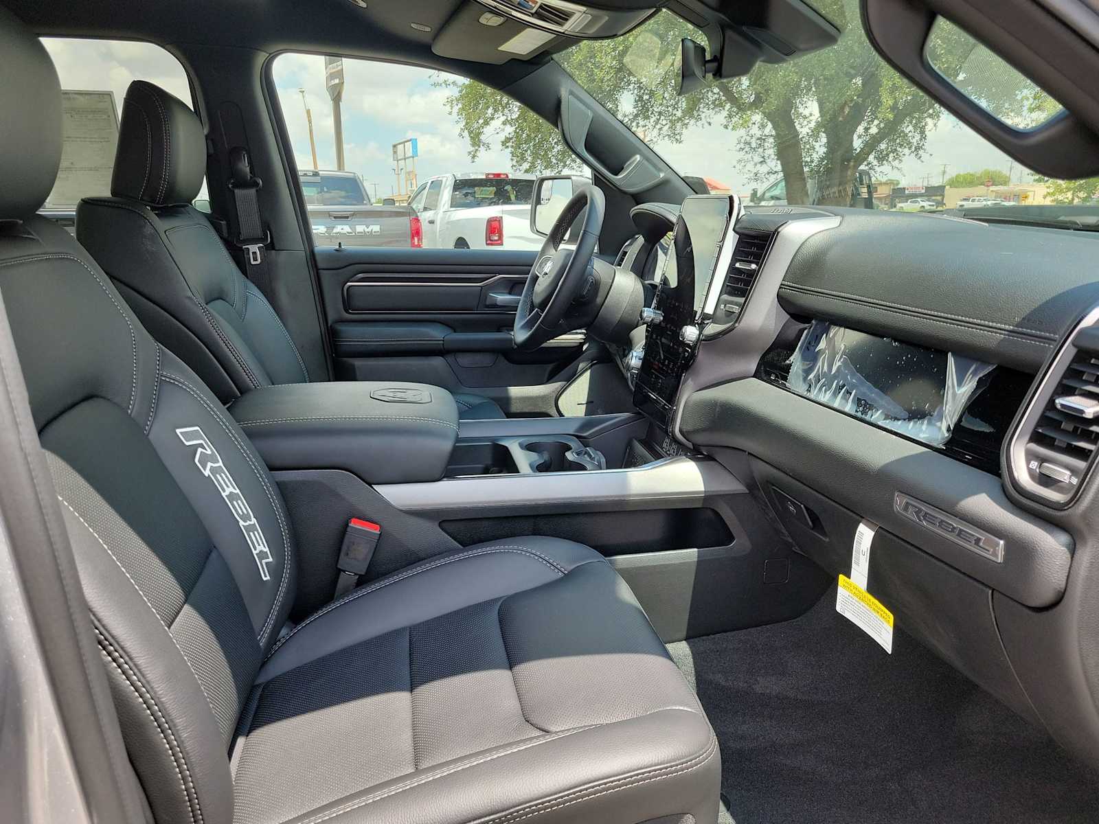 Thumbnail: 2025 RAM 1500 - 14