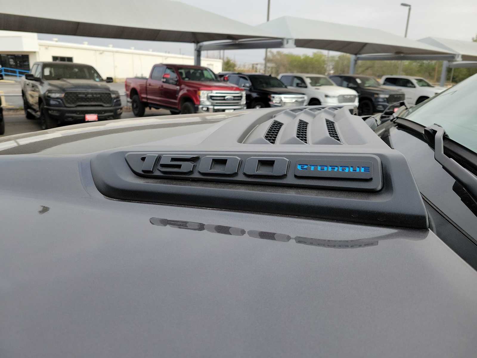 Thumbnail: 2026 RAM 1500 - 9