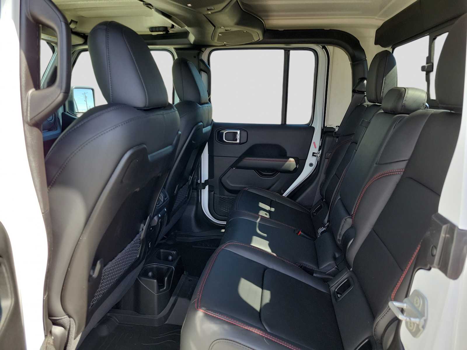 Thumbnail: 2026 Jeep Gladiator - 12