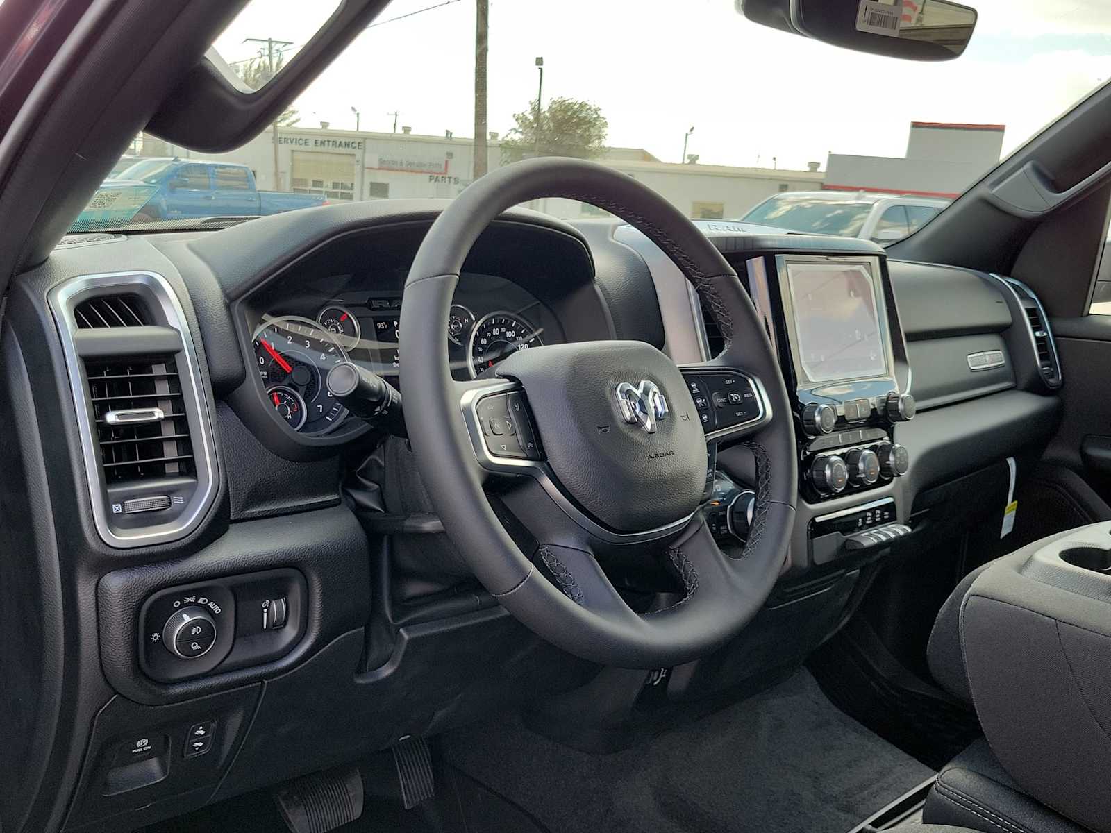 Thumbnail: 2025 RAM 1500 - 2