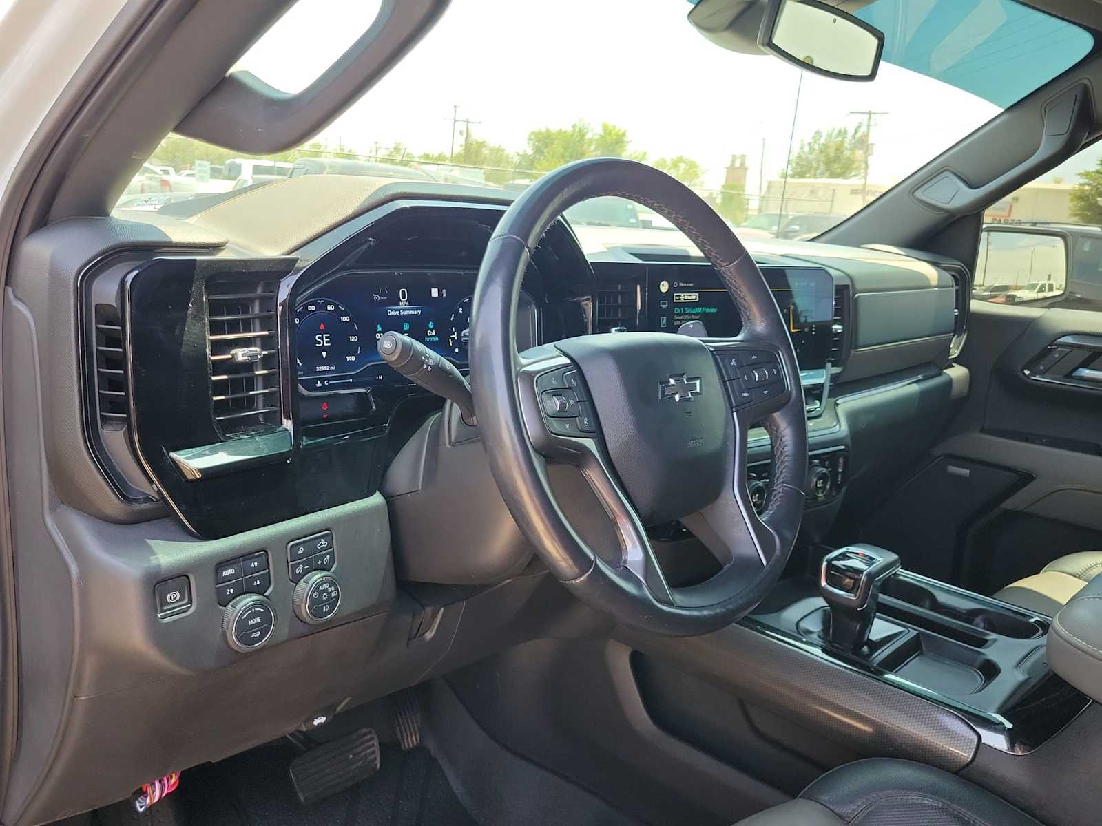 Thumbnail: 2022 Chevrolet Silverado 1500 - 2
