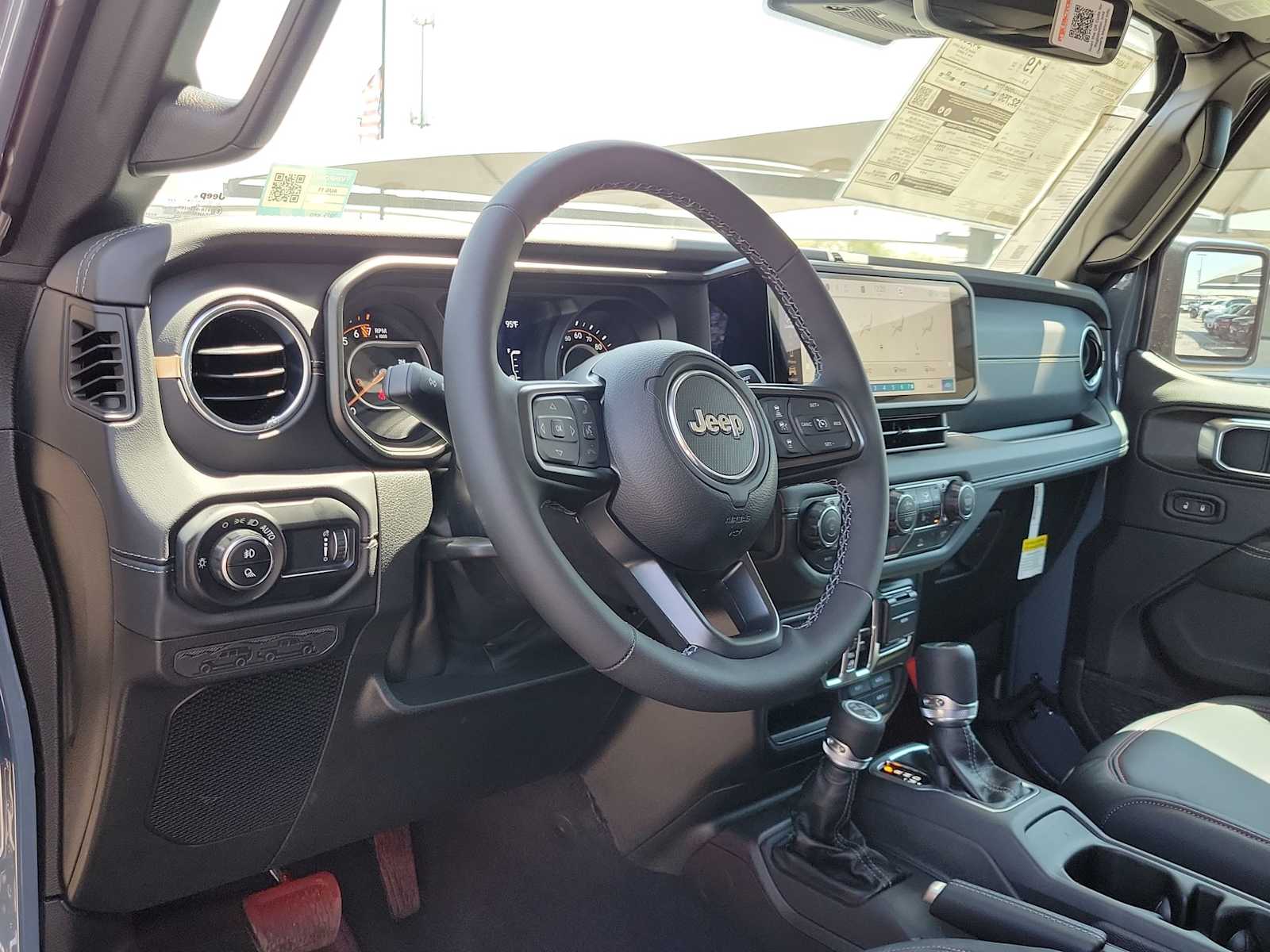 Thumbnail: 2025 Jeep Gladiator - 2