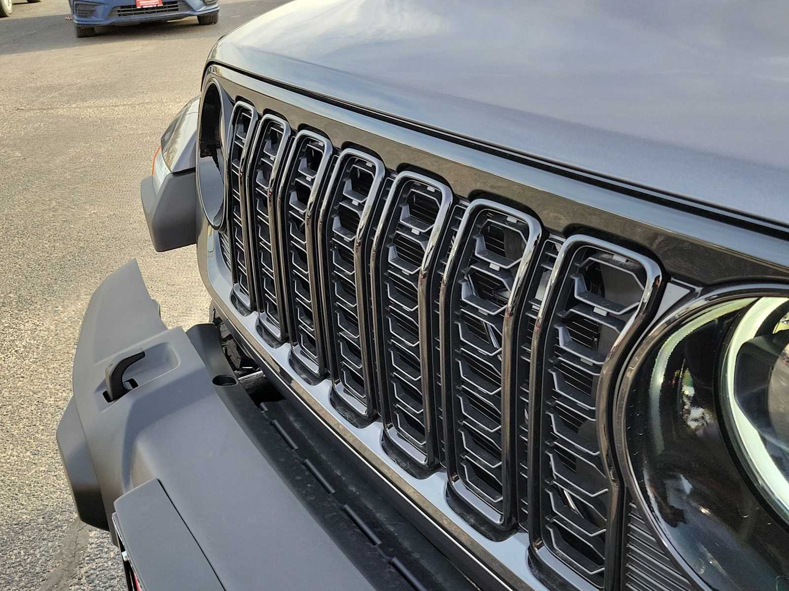 Thumbnail: 2026 Jeep Gladiator - 9