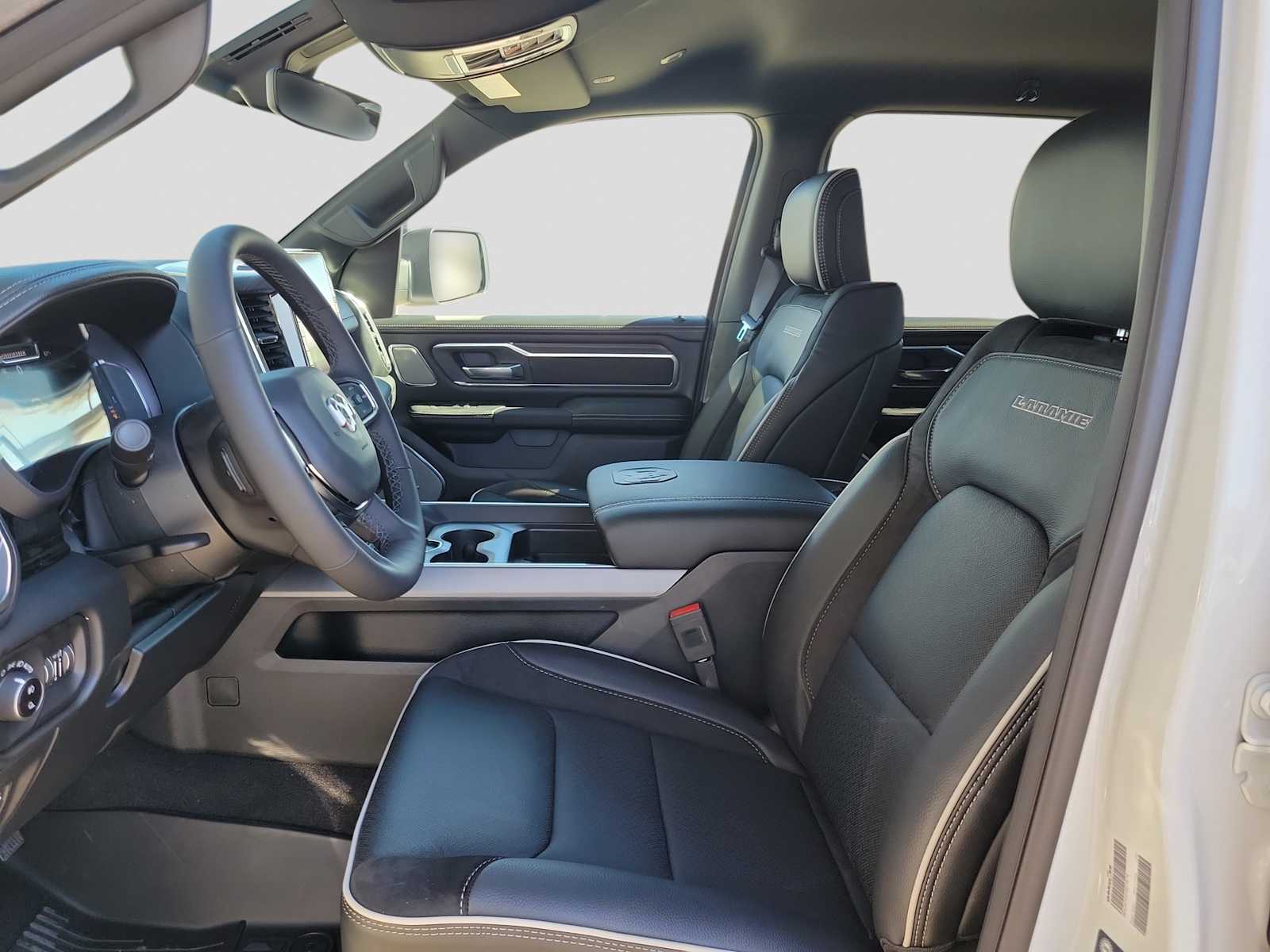 Thumbnail: 2026 RAM 1500 - 11