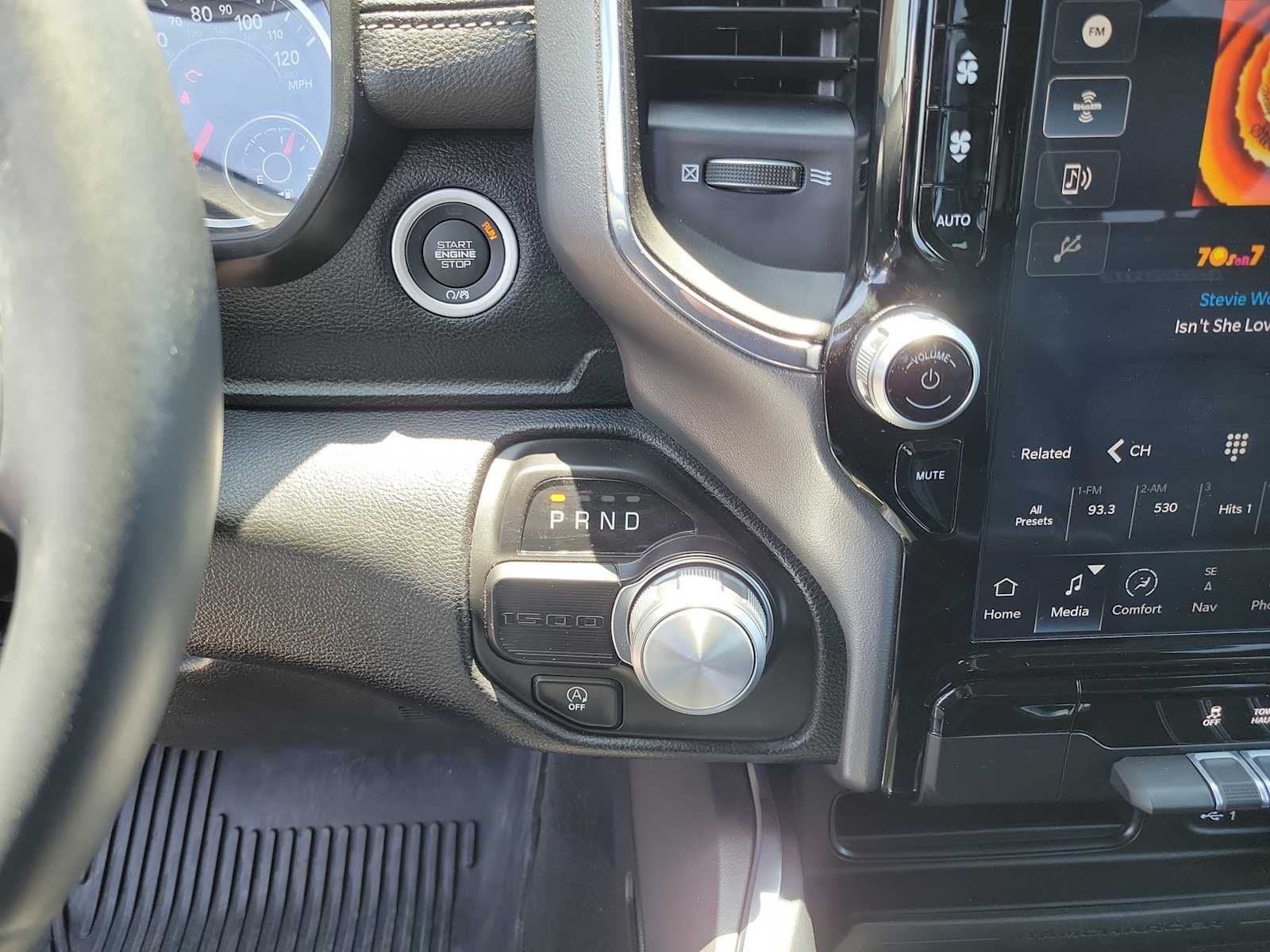 Thumbnail: 2024 RAM 1500 - 17