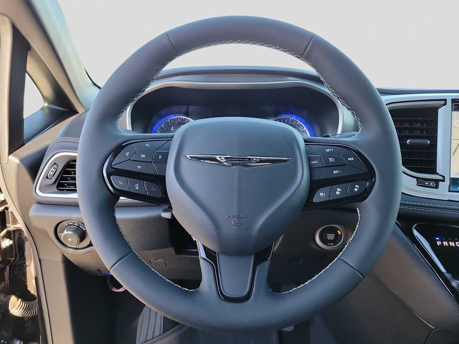 Thumbnail: 2026 Chrysler Pacifica - 15