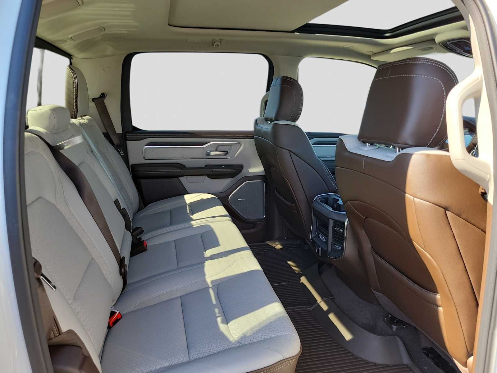 Thumbnail: 2026 RAM 1500 - 13