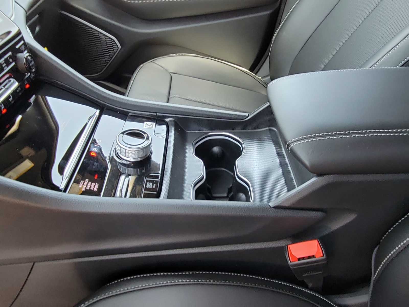 Thumbnail: 2024 Jeep Grand Cherokee - 16