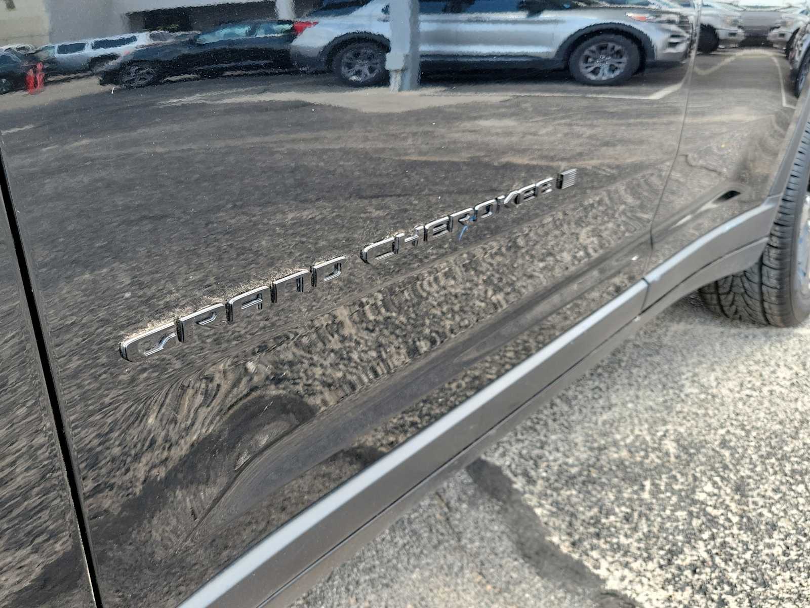 Thumbnail: 2023 Jeep Grand Cherokee - 7