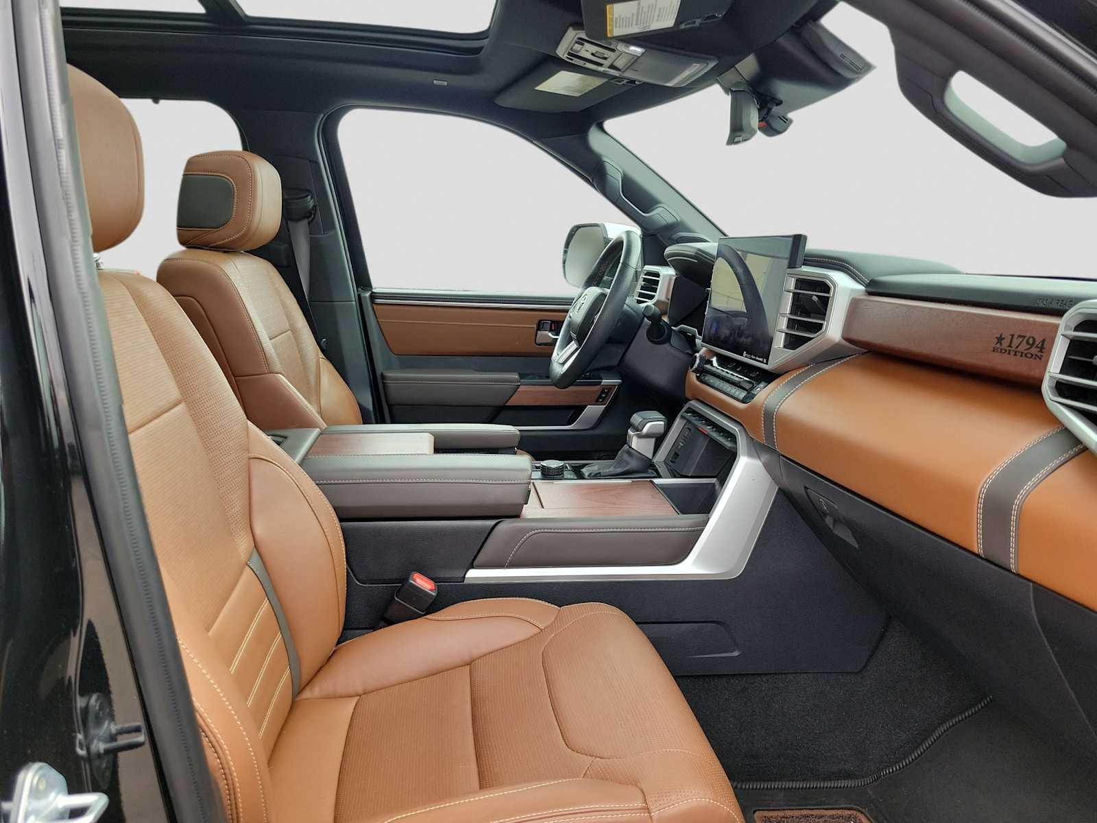 Thumbnail: 2024 Toyota Tundra - 14