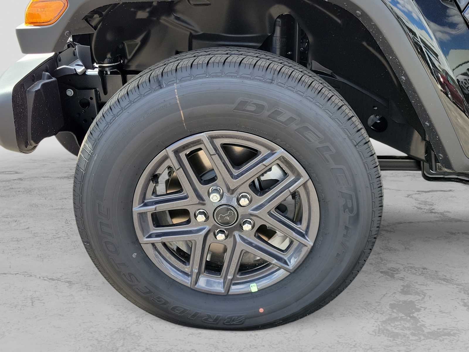 Thumbnail: 2025 Jeep Gladiator - 8