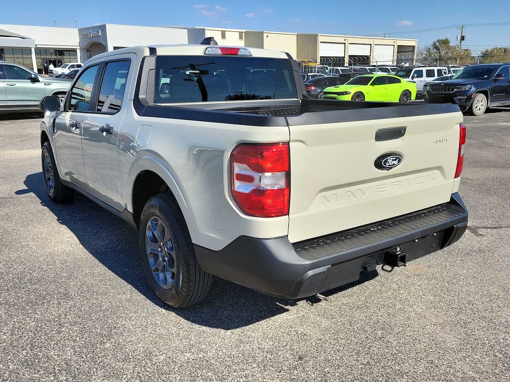 Used 2025 Ford Maverick XLT Truck SuperCrew
