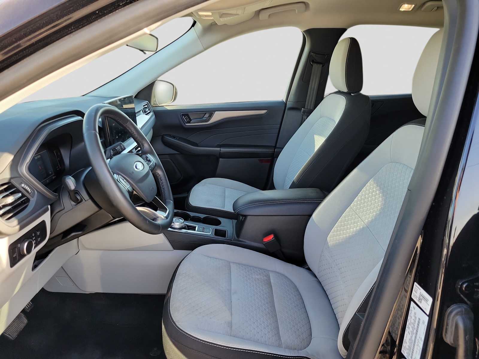 Thumbnail: 2023 Ford Escape - 11