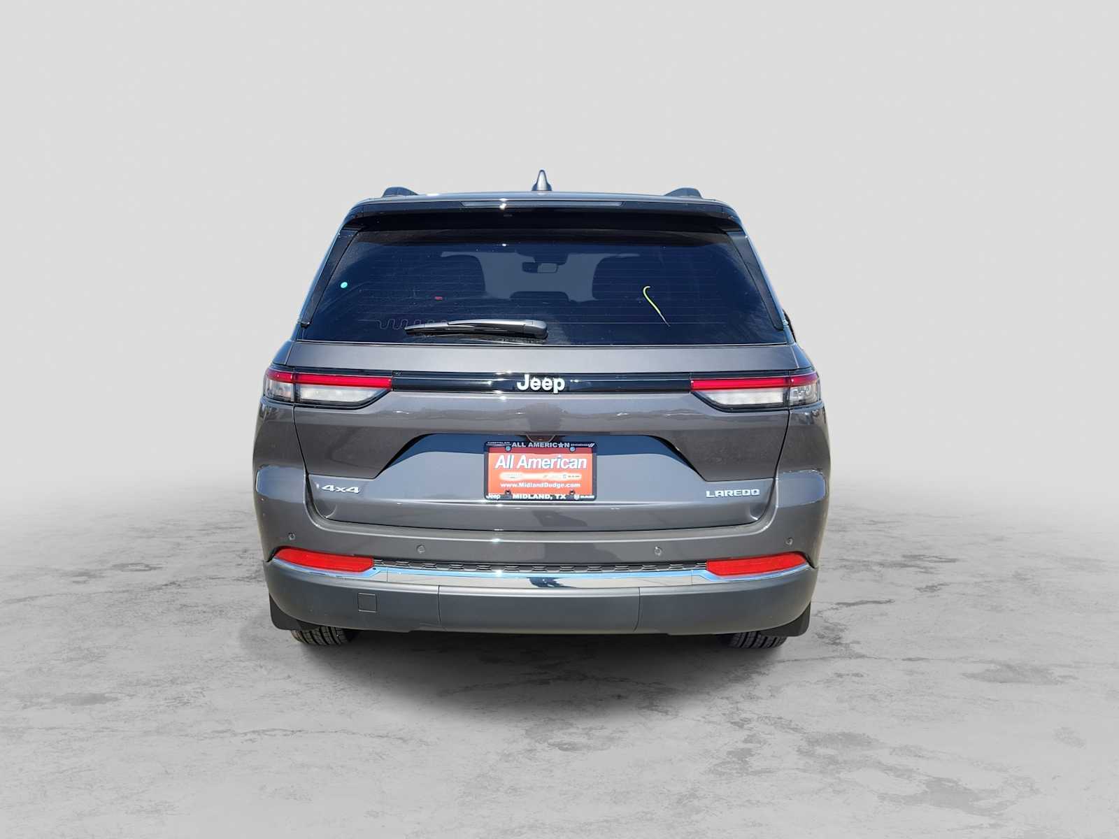 Thumbnail: 2025 Jeep Grand Cherokee - 5