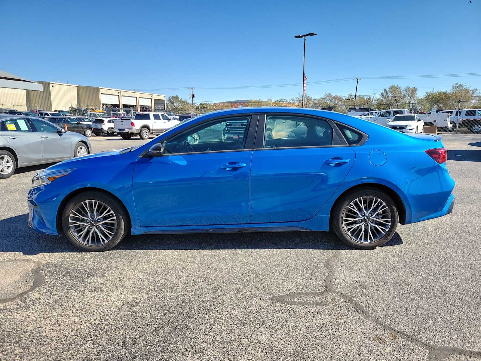 2023 Kia Forte GT-Line photo 3