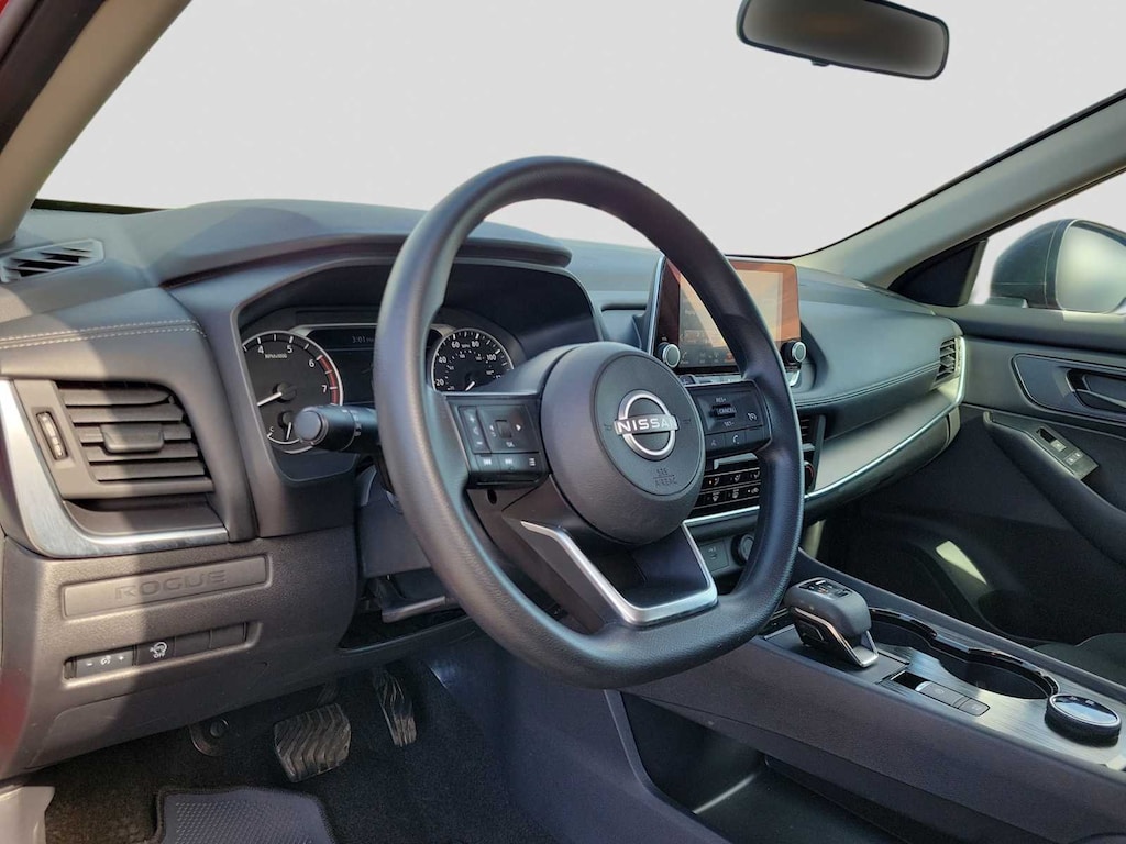 Used 2024 Nissan Rogue S SUV