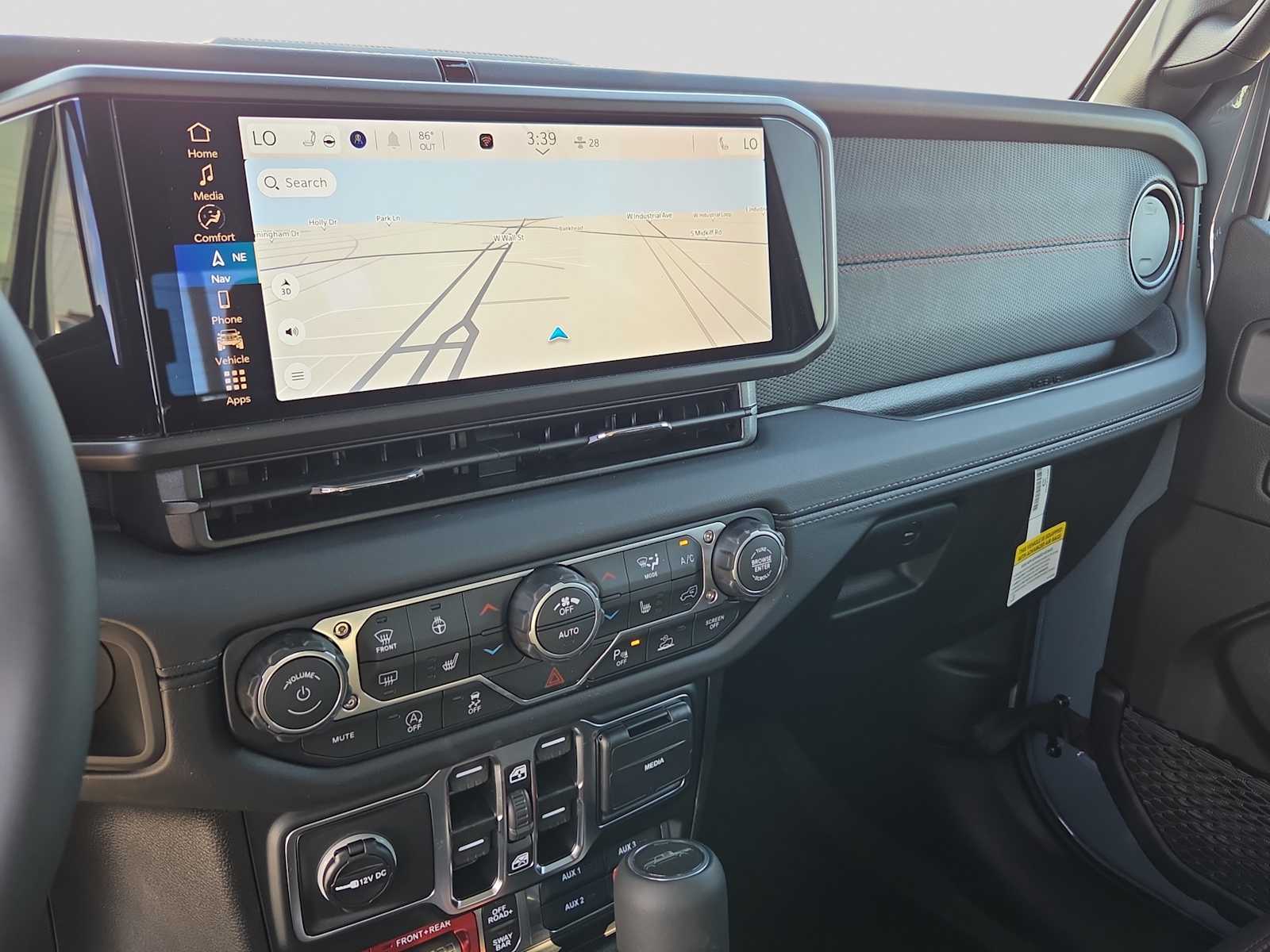 Thumbnail: 2026 Jeep Gladiator - 21