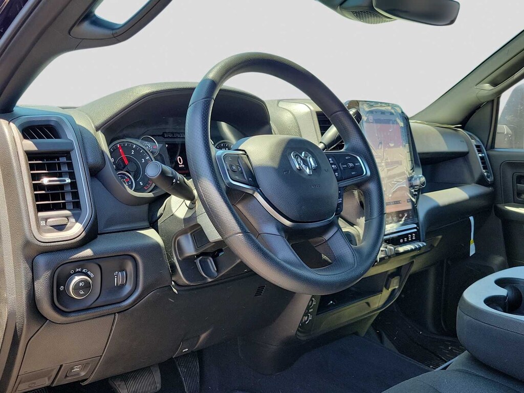 New 2025 Ram 2500 TRADESMAN CREW CAB 4X4 6'4 BOX Pickup