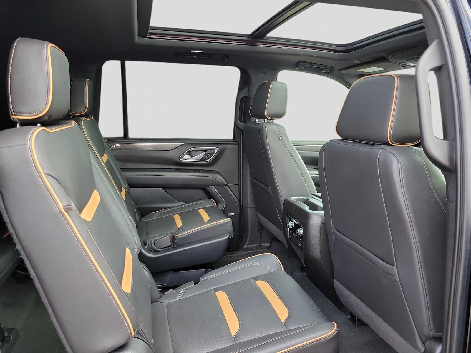 Thumbnail: 2022 GMC Yukon XL - 13