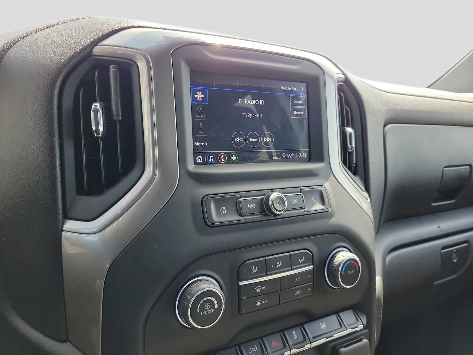 Thumbnail: 2025 Chevrolet Silverado 2500 - 21