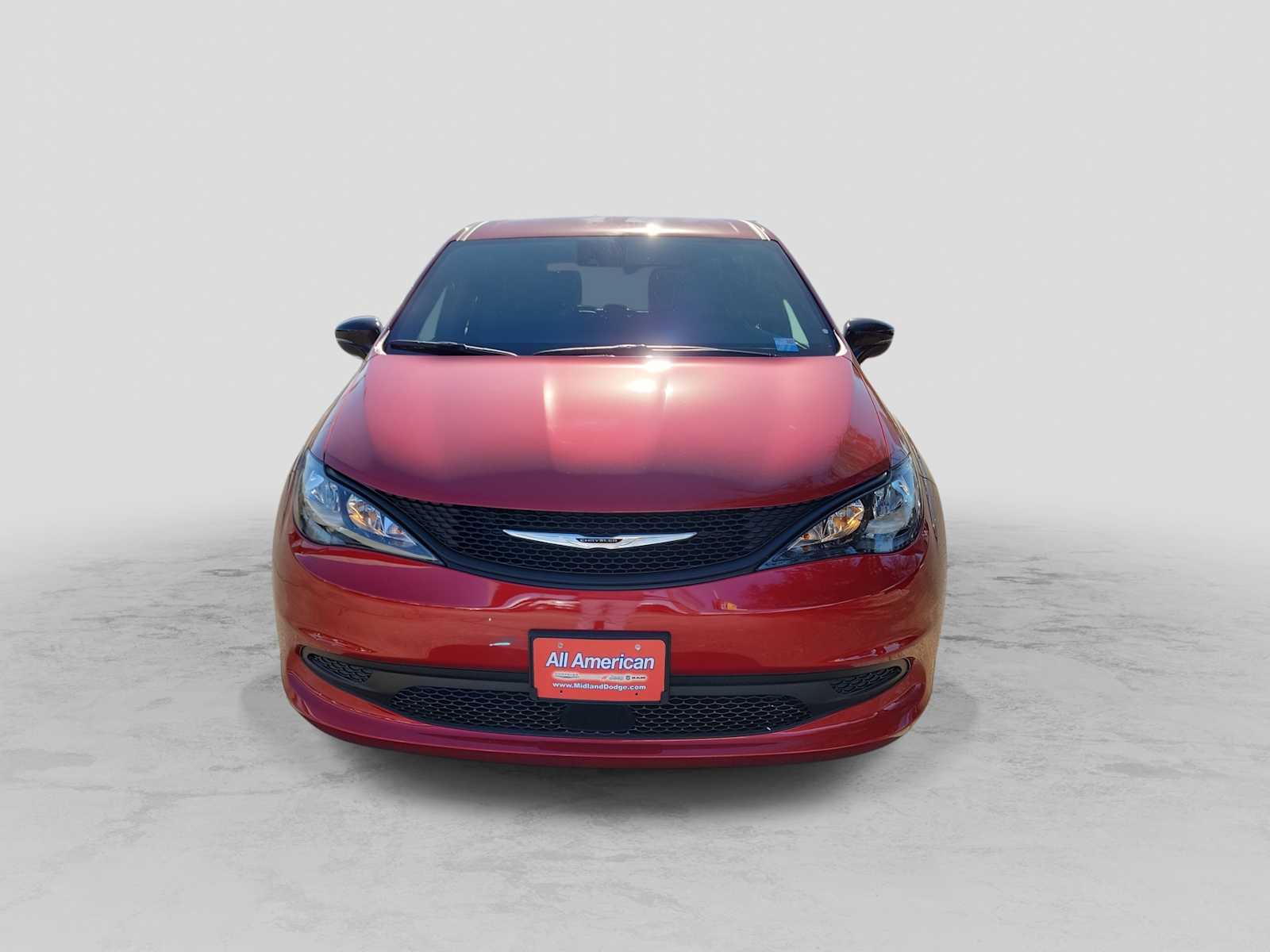 Thumbnail: 2026 Chrysler Voyager - 6