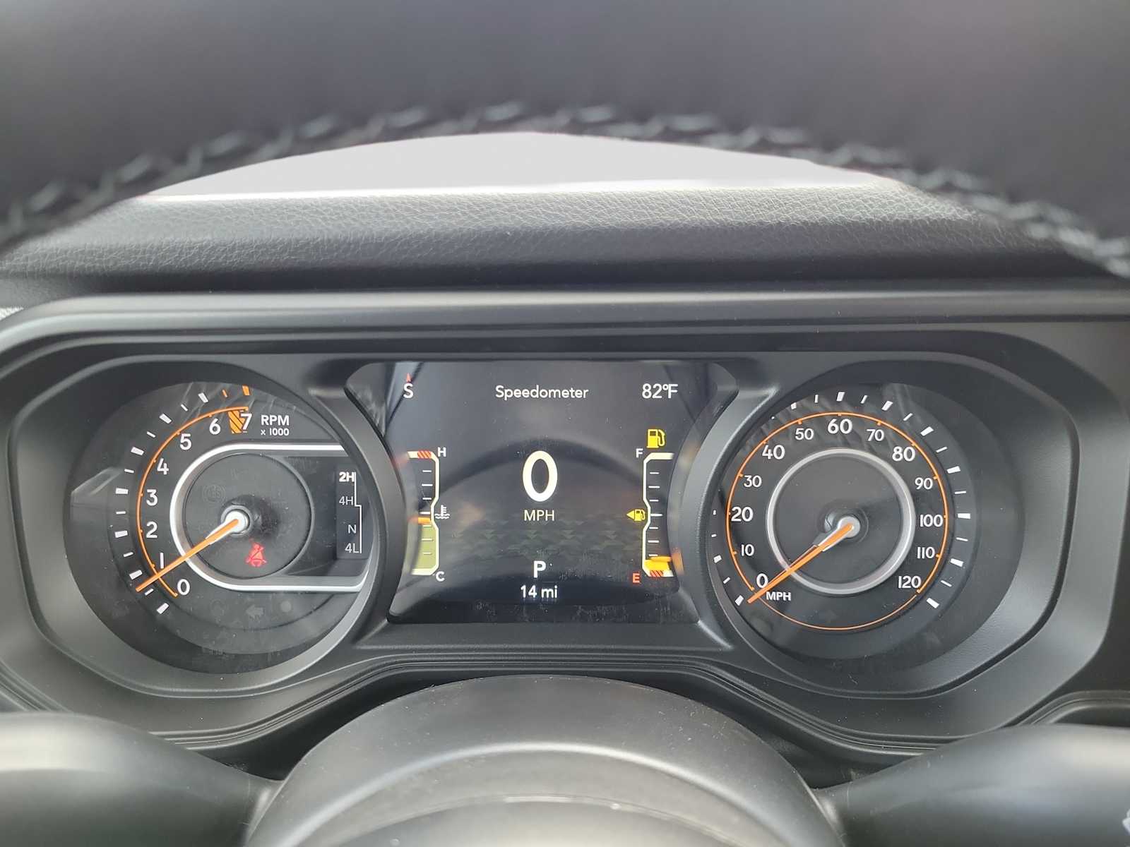 Thumbnail: 2025 Jeep Gladiator - 18