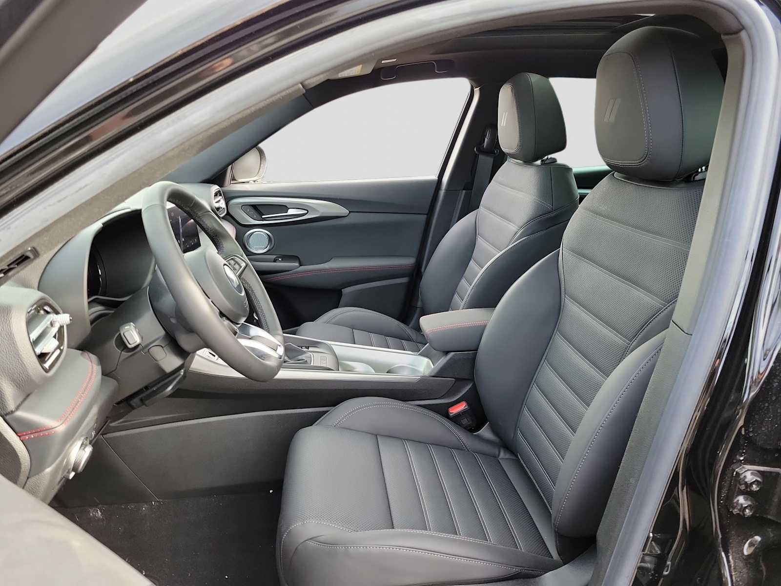 Thumbnail: 2024 Dodge Hornet - 11