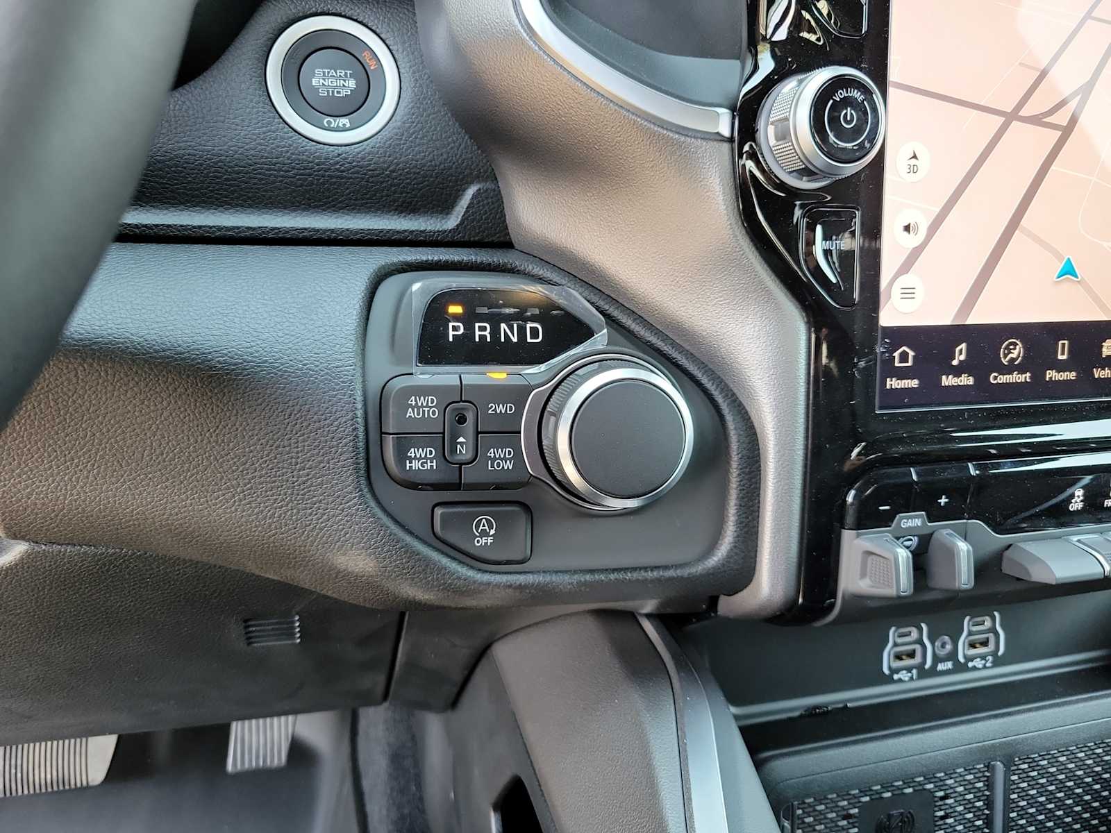 Thumbnail: 2026 RAM 1500 - 17