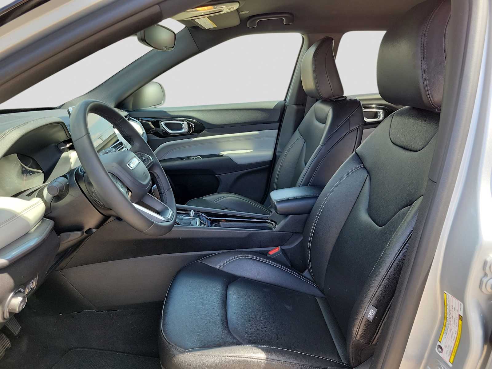 Thumbnail: 2025 Jeep Compass - 11