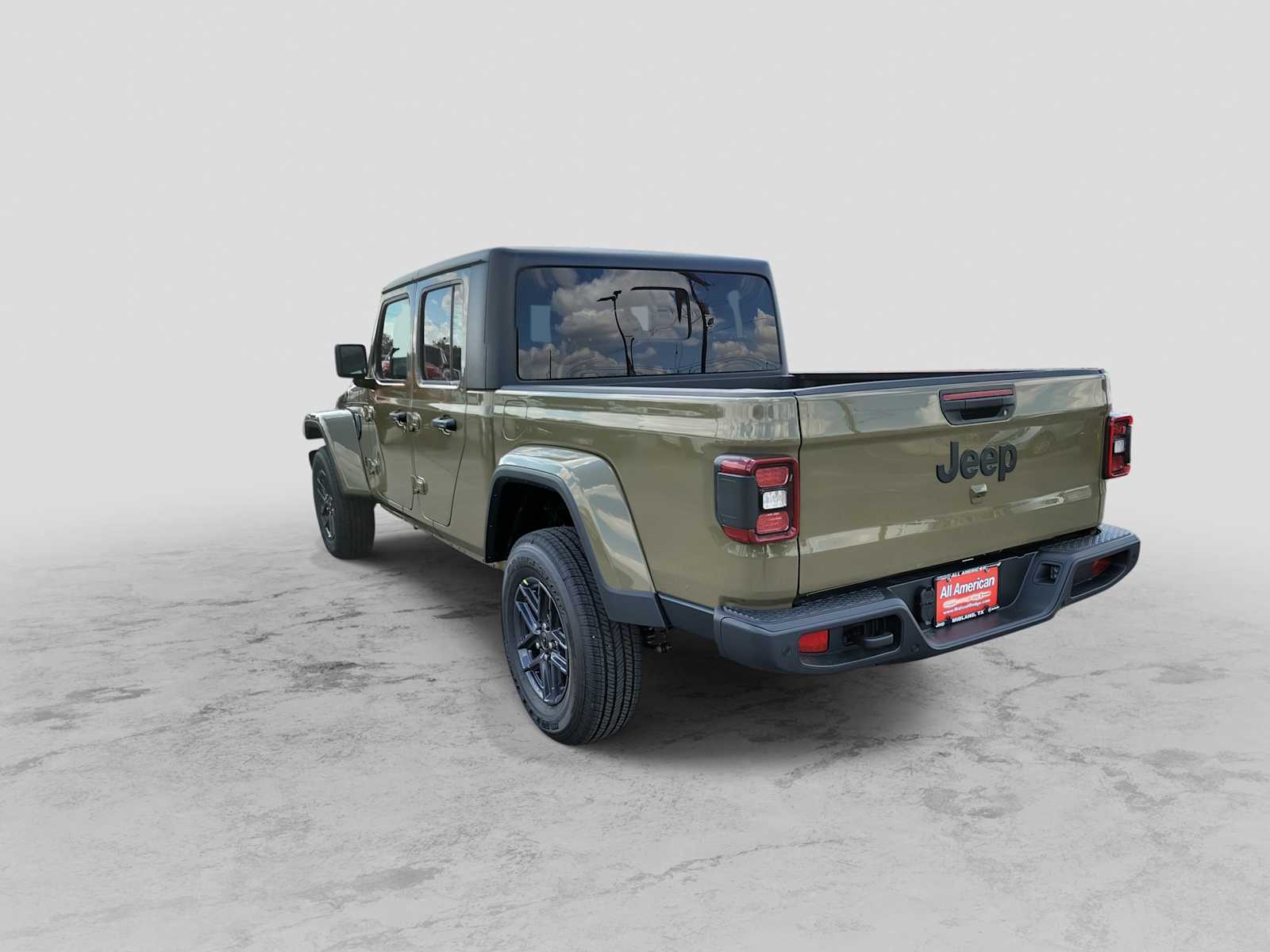 Thumbnail: 2025 Jeep Gladiator - 4