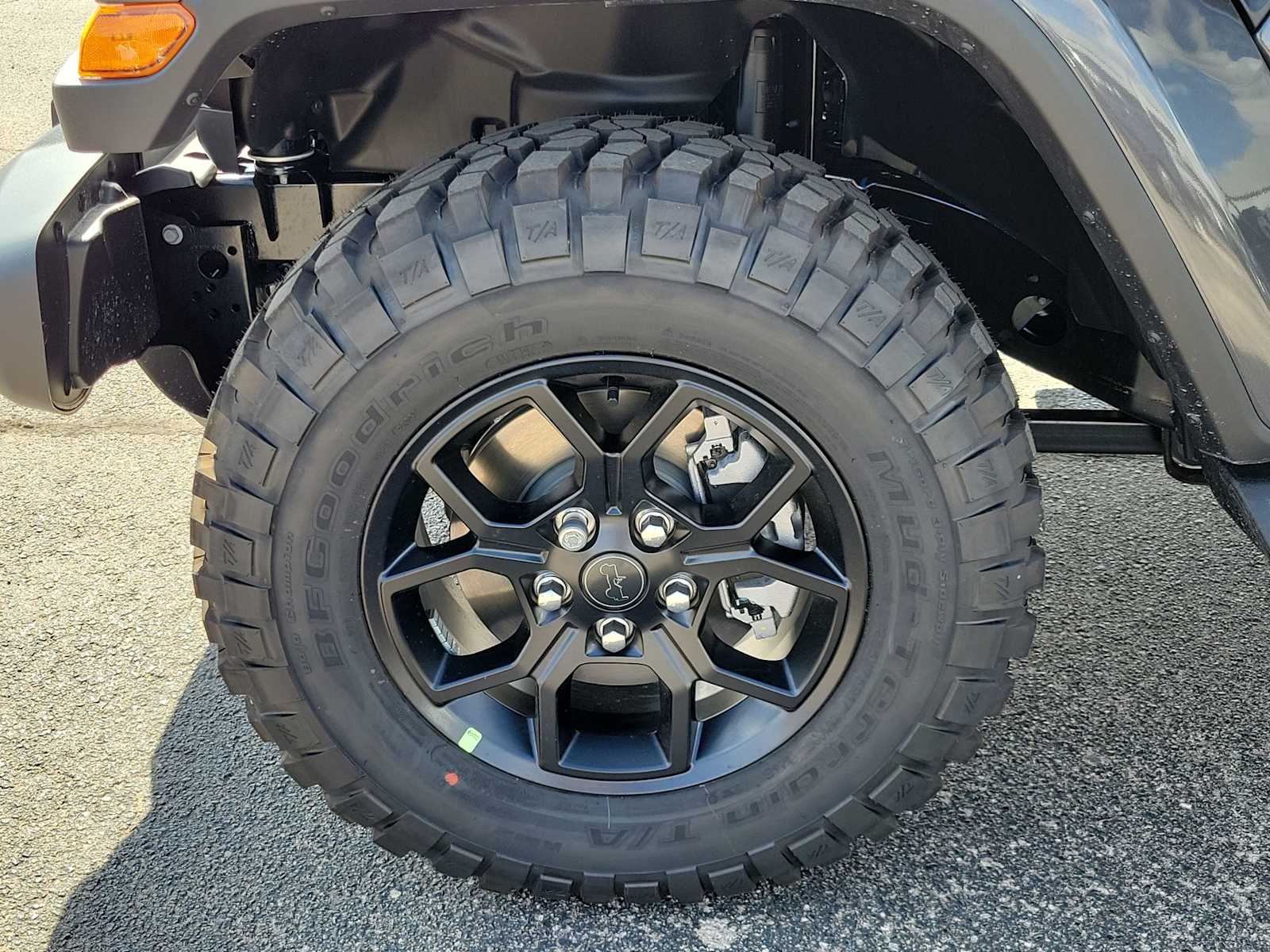 Thumbnail: 2025 Jeep Gladiator - 8