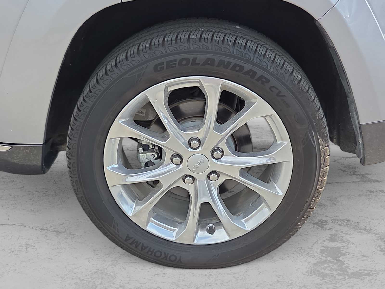 Thumbnail: 2019 Jeep Grand Cherokee - 8