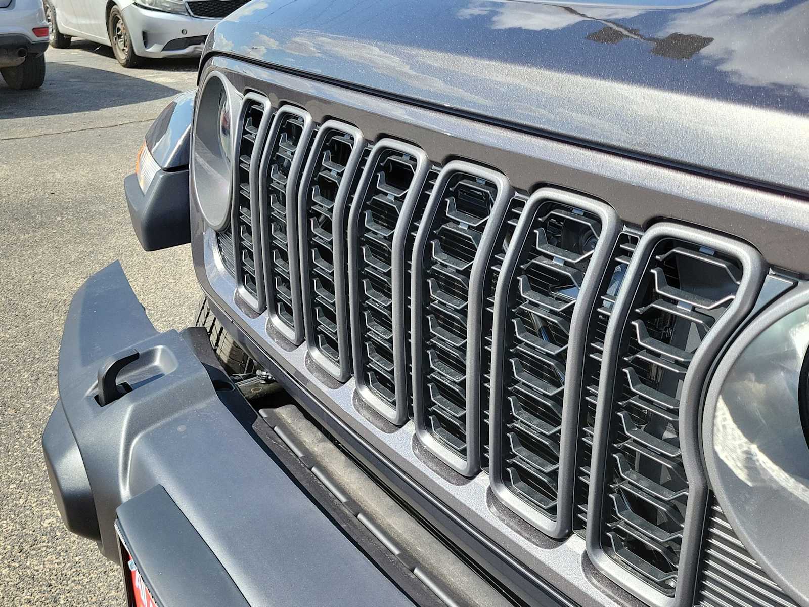 Thumbnail: 2025 Jeep Gladiator - 9