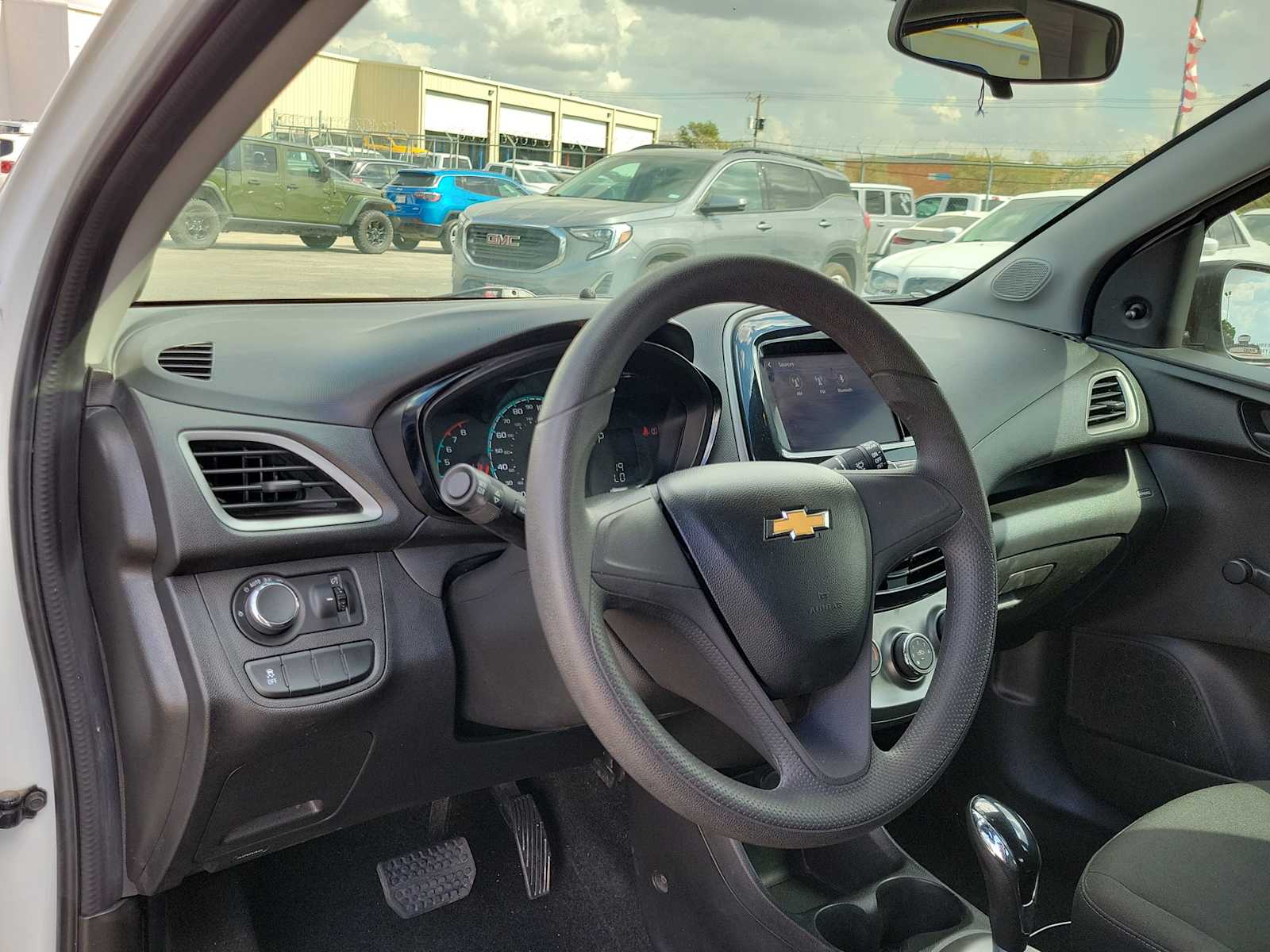 Thumbnail: 2022 Chevrolet Spark - 2