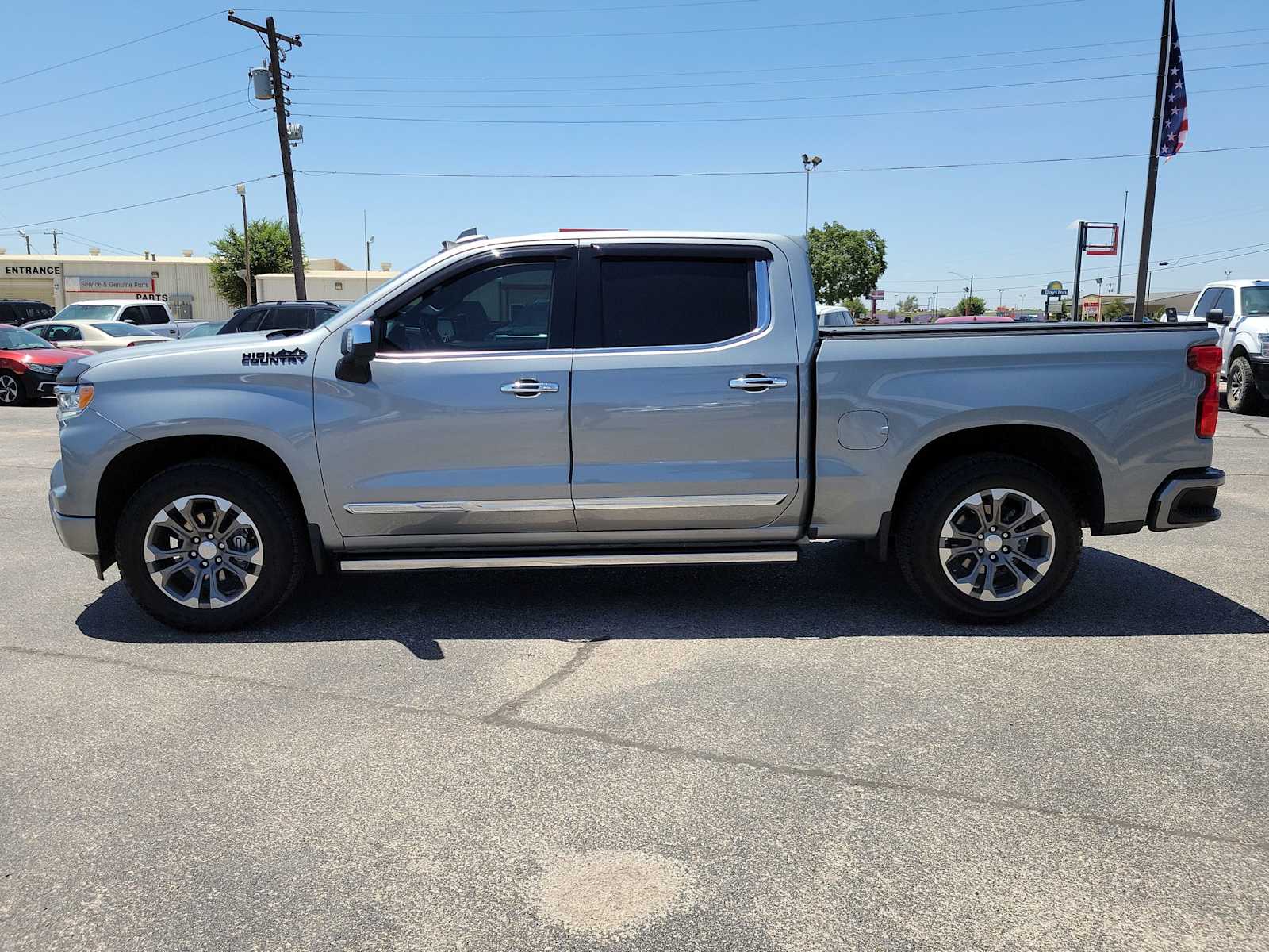 2024 Chevrolet Silverado 1500 High Country photo 3