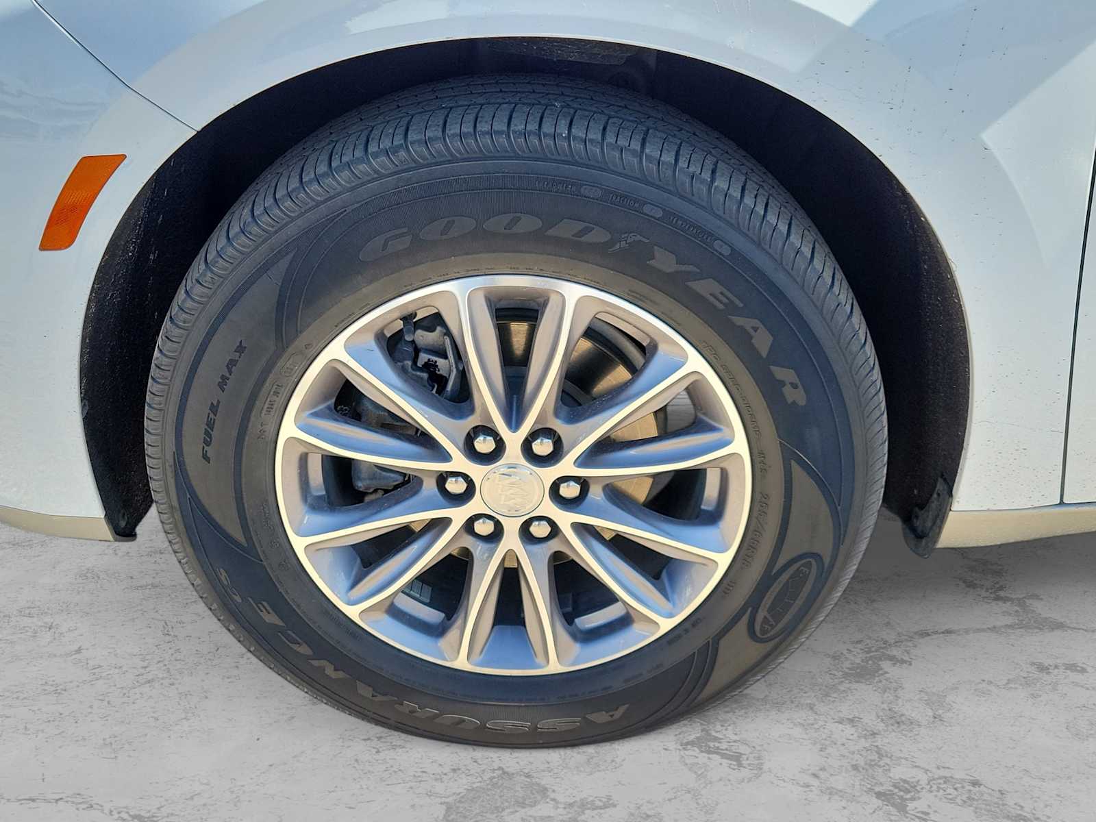 Thumbnail: 2022 Buick Enclave - 8