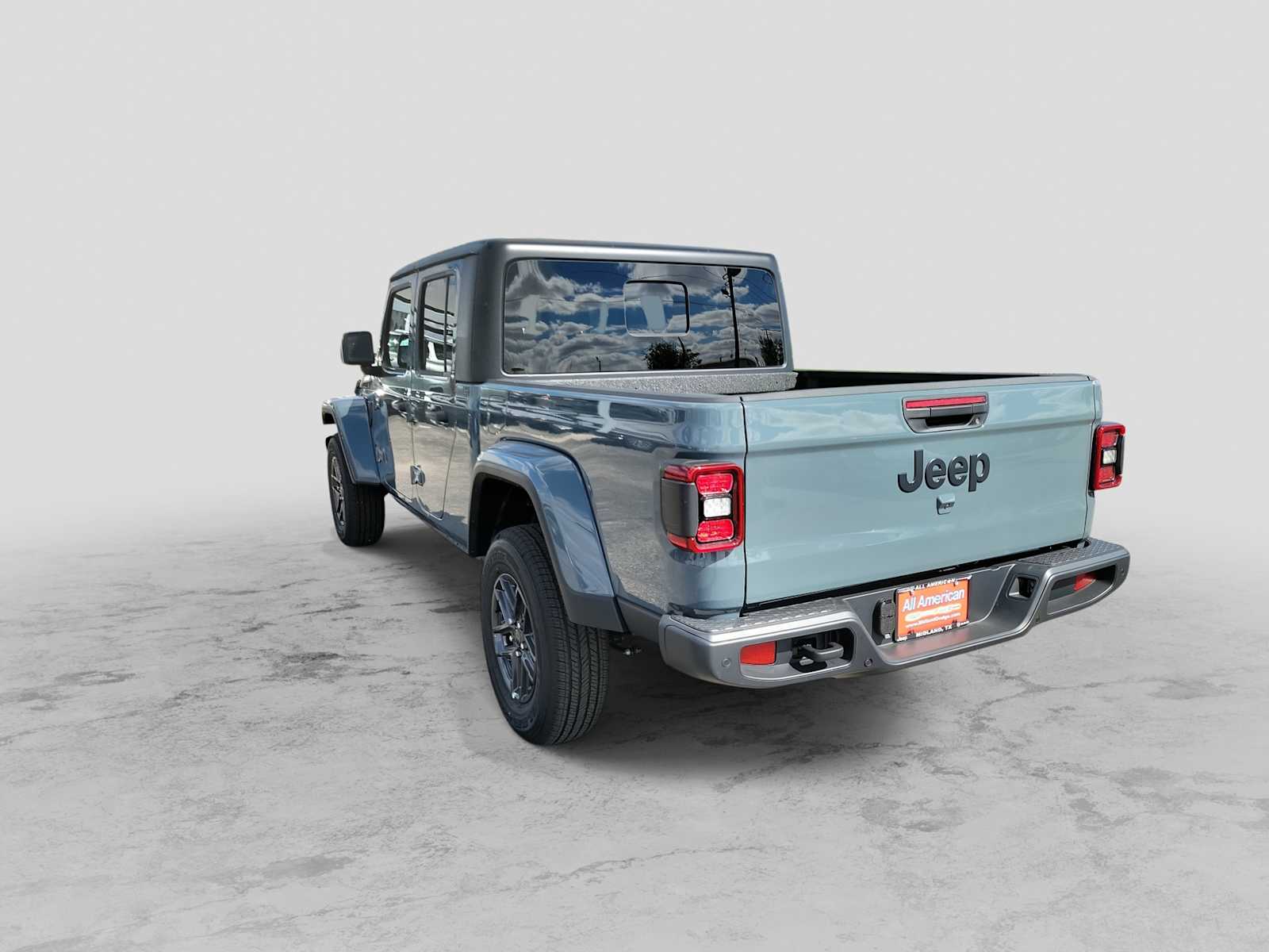 Thumbnail: 2025 Jeep Gladiator - 4