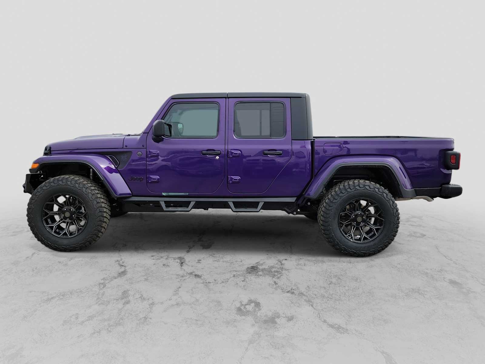 Thumbnail: 2026 Jeep Gladiator - 3