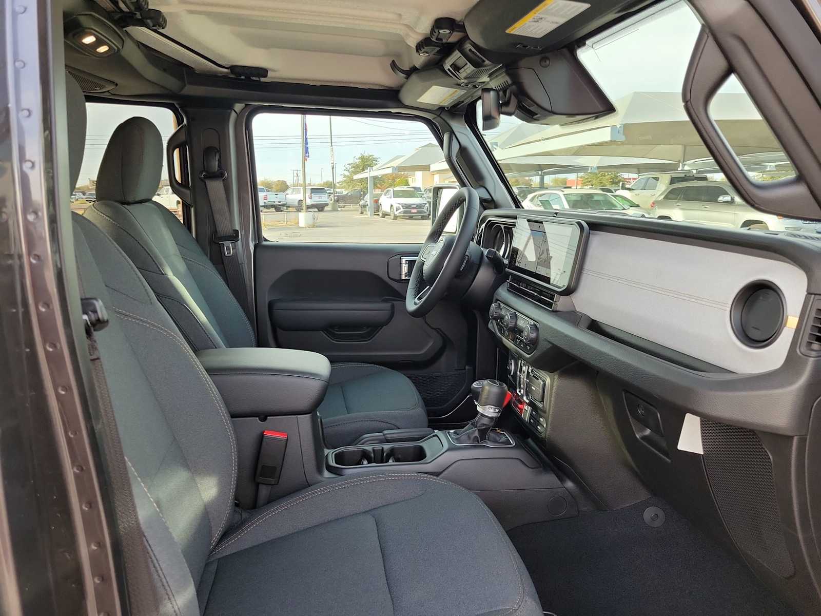 Thumbnail: 2026 Jeep Gladiator - 14