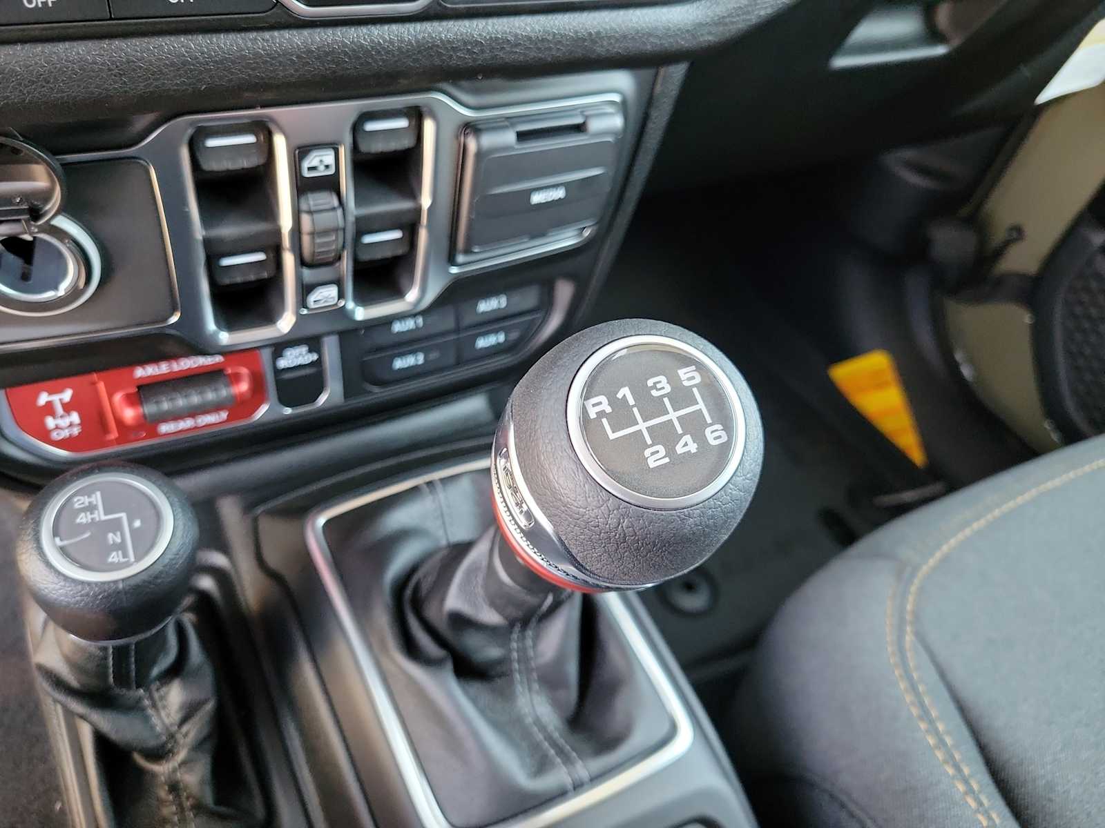 Thumbnail: 2026 Jeep Wrangler - 17