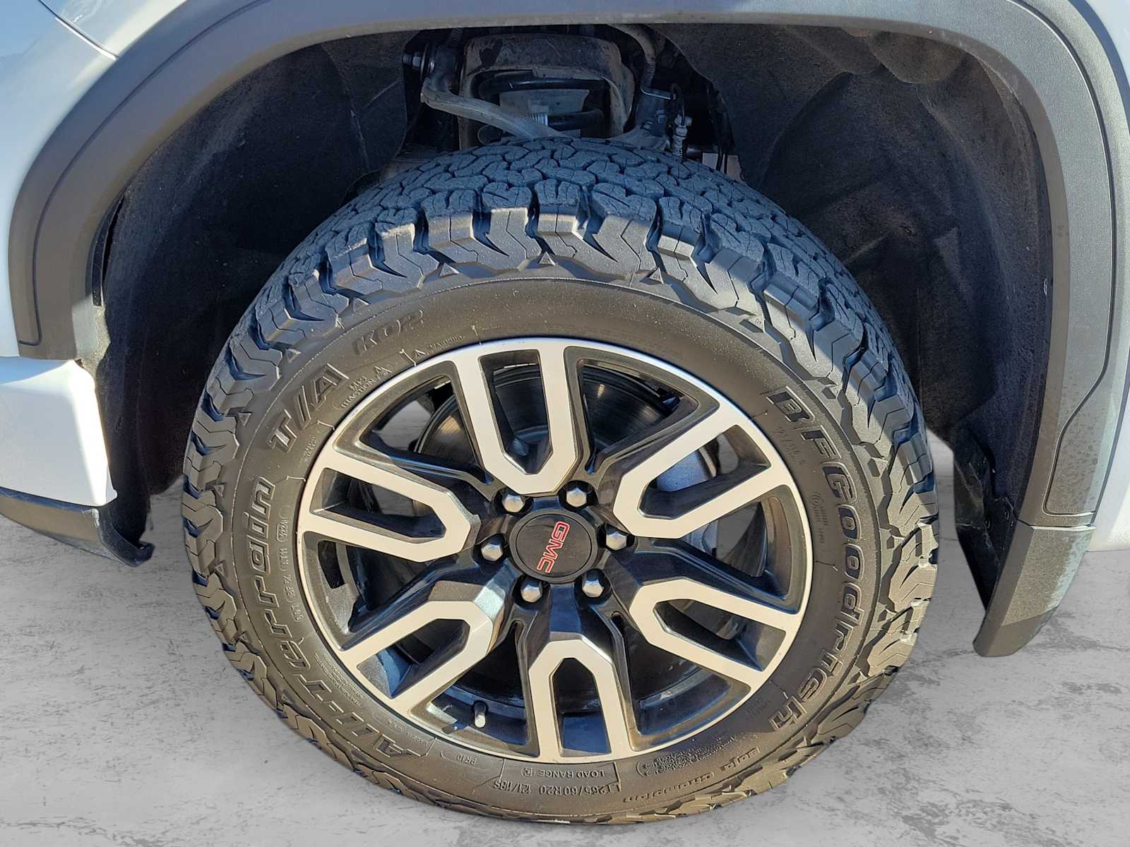 Thumbnail: 2024 GMC Sierra 1500 - 8