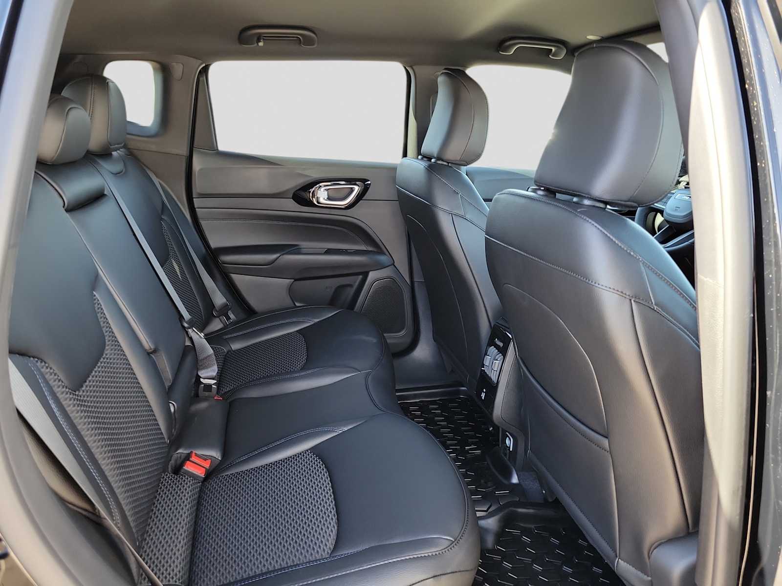 Thumbnail: 2026 Jeep Compass - 13