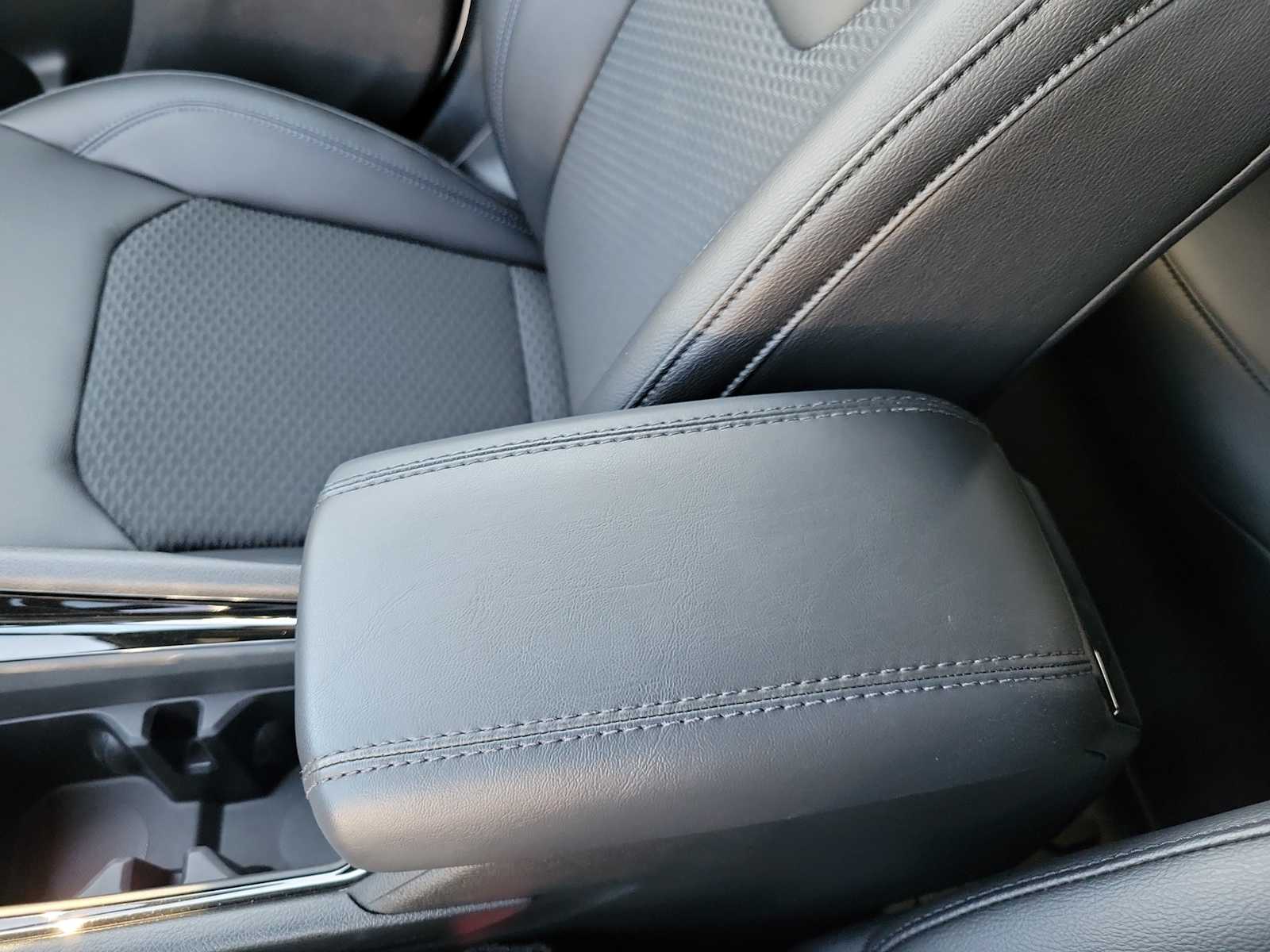 Thumbnail: 2026 Jeep Compass - 16