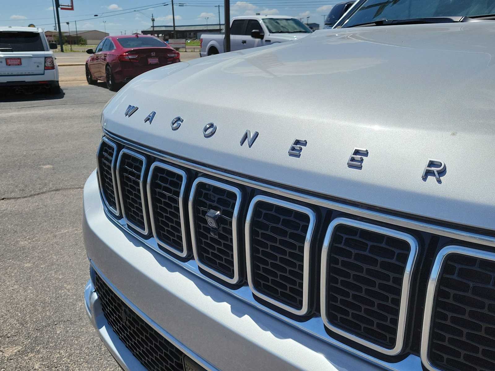 Thumbnail: 2024 Jeep Wagoneer - 9