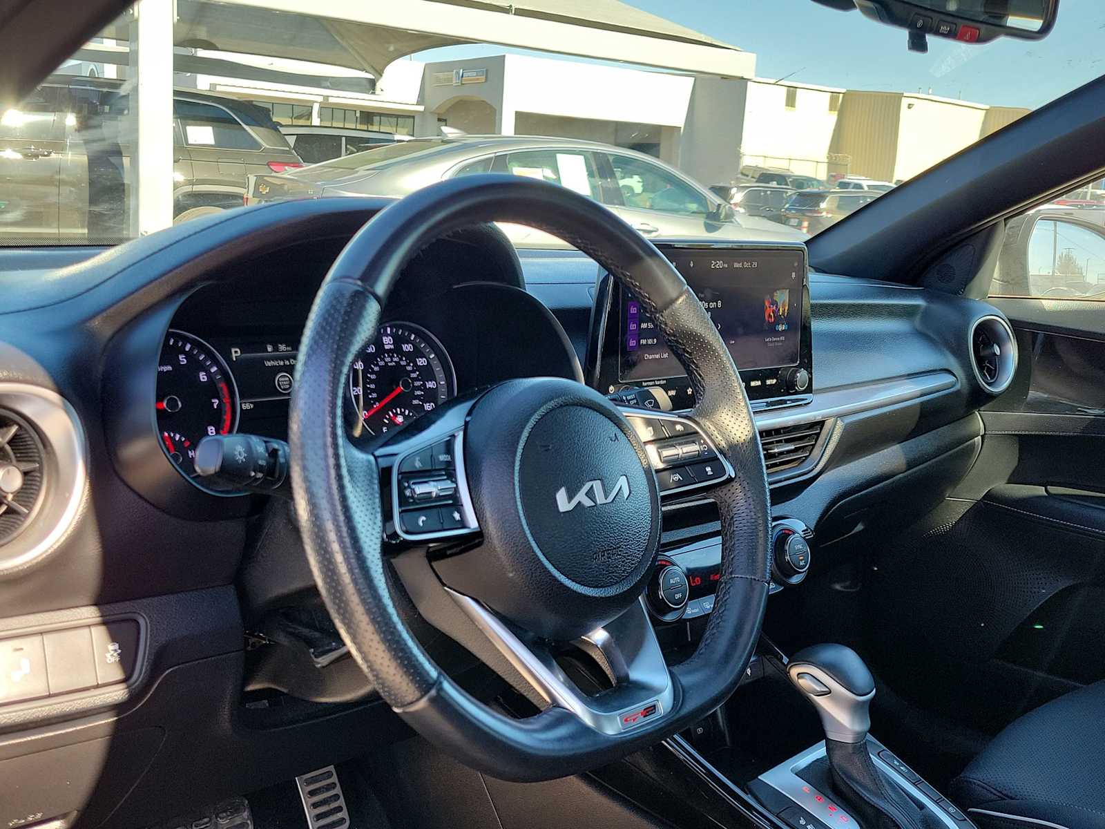 2023 Kia Forte GT-Line photo 2