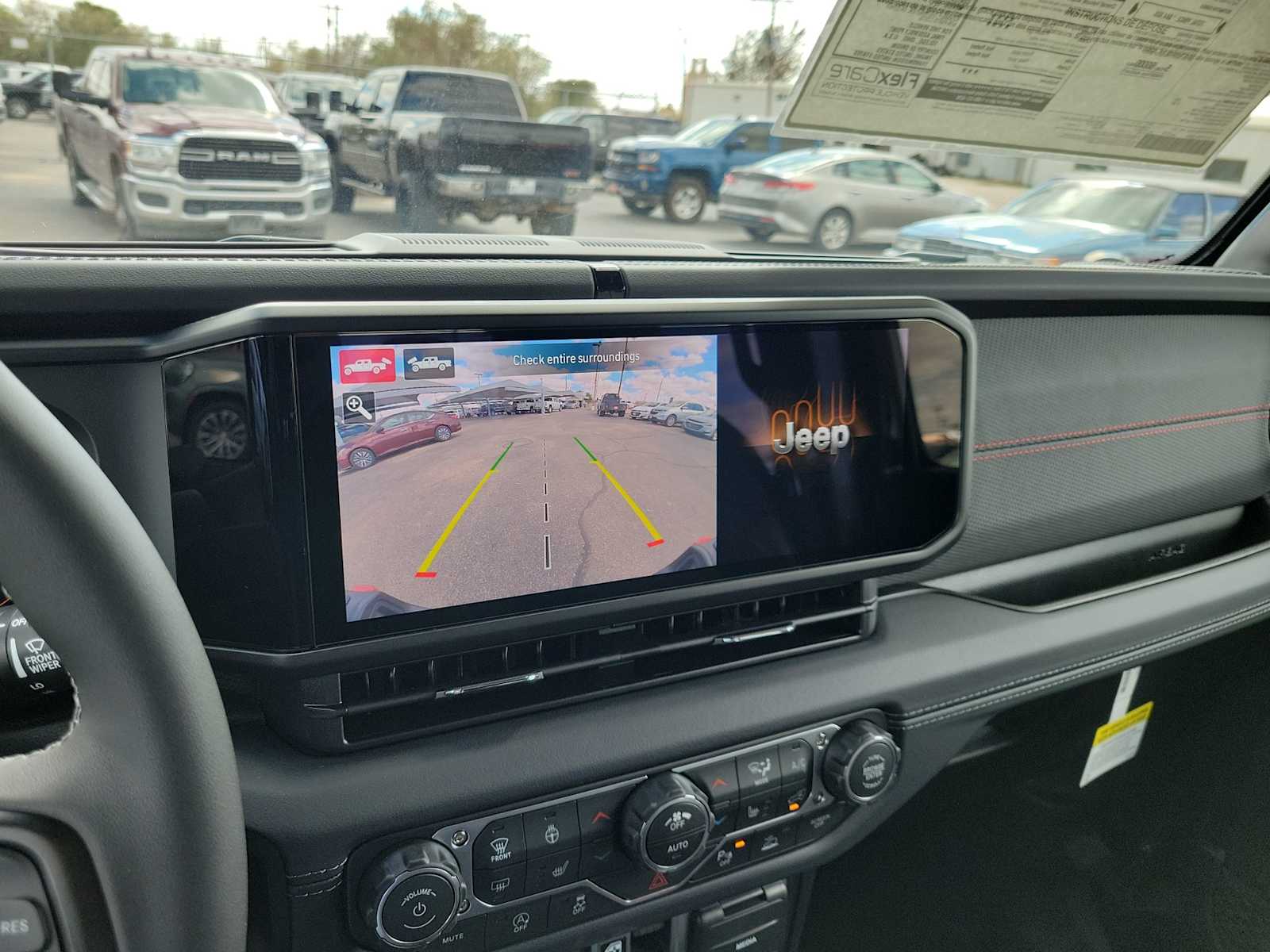 Thumbnail: 2025 Jeep Gladiator - 20