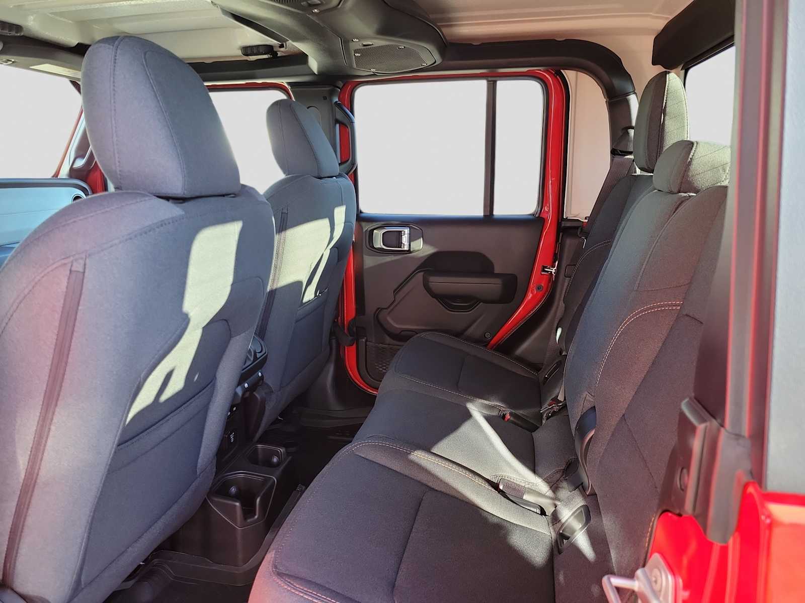 Thumbnail: 2026 Jeep Gladiator - 12