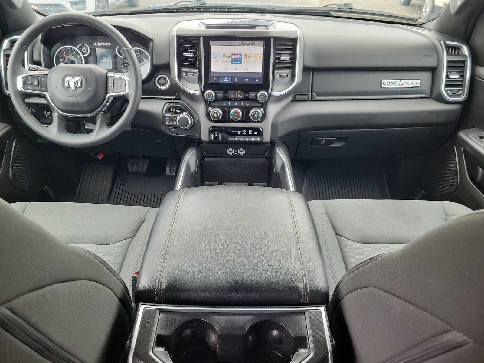 Thumbnail: 2025 RAM 1500 - 10